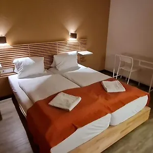  Apartament Bianca In 105